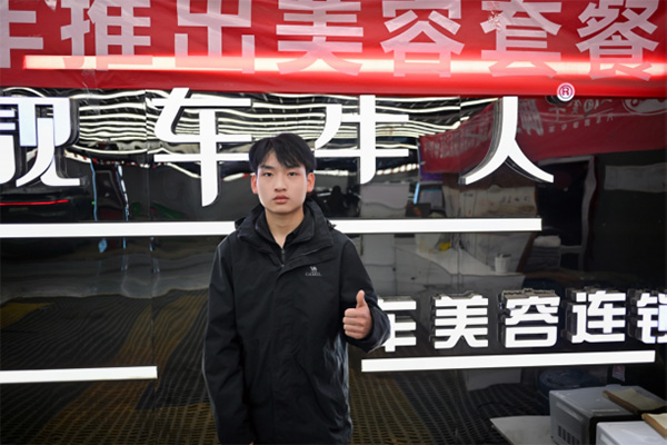 怀揣军营梦,亦闯职场关!万通李明阳的“店长养成记”