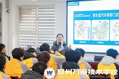 职引未来！小李补胎&鼎车堂专场招聘会走进郑州万通，助力学子优质就业！