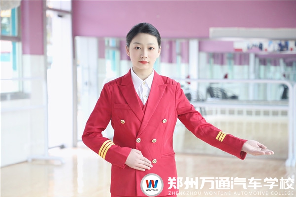 新生故事 | 朱妍妍：不止于乘务员，更想成为一名乘务长！