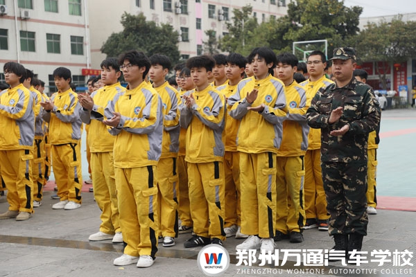 军训3.142.jpg