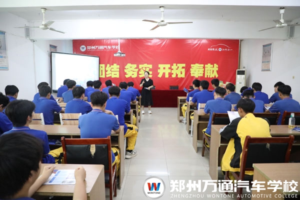 7月8日兔师傅招聘会3.jpg
