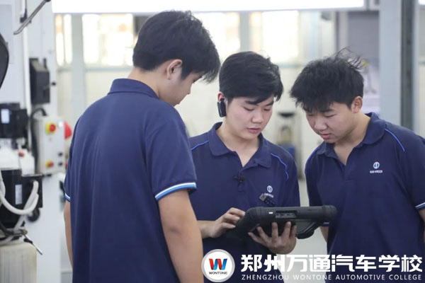 7月8日优秀学子陈凯2.jpg