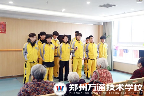 践行・敬老院慰问：温情相伴，情暖夕阳